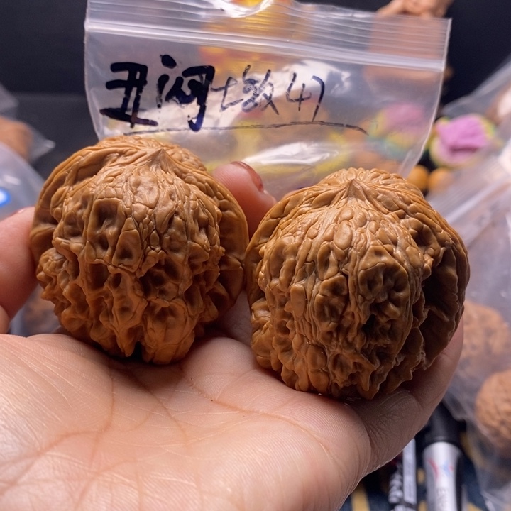 文玩核桃吊坠闷墩