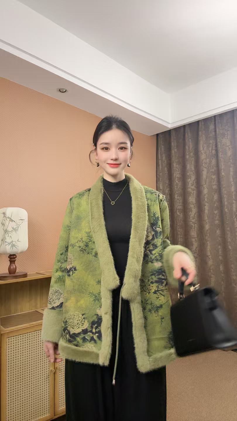 嘉兴绿色海宁新中式国风双面双穿貂绒皮草冬季保暖时尚
