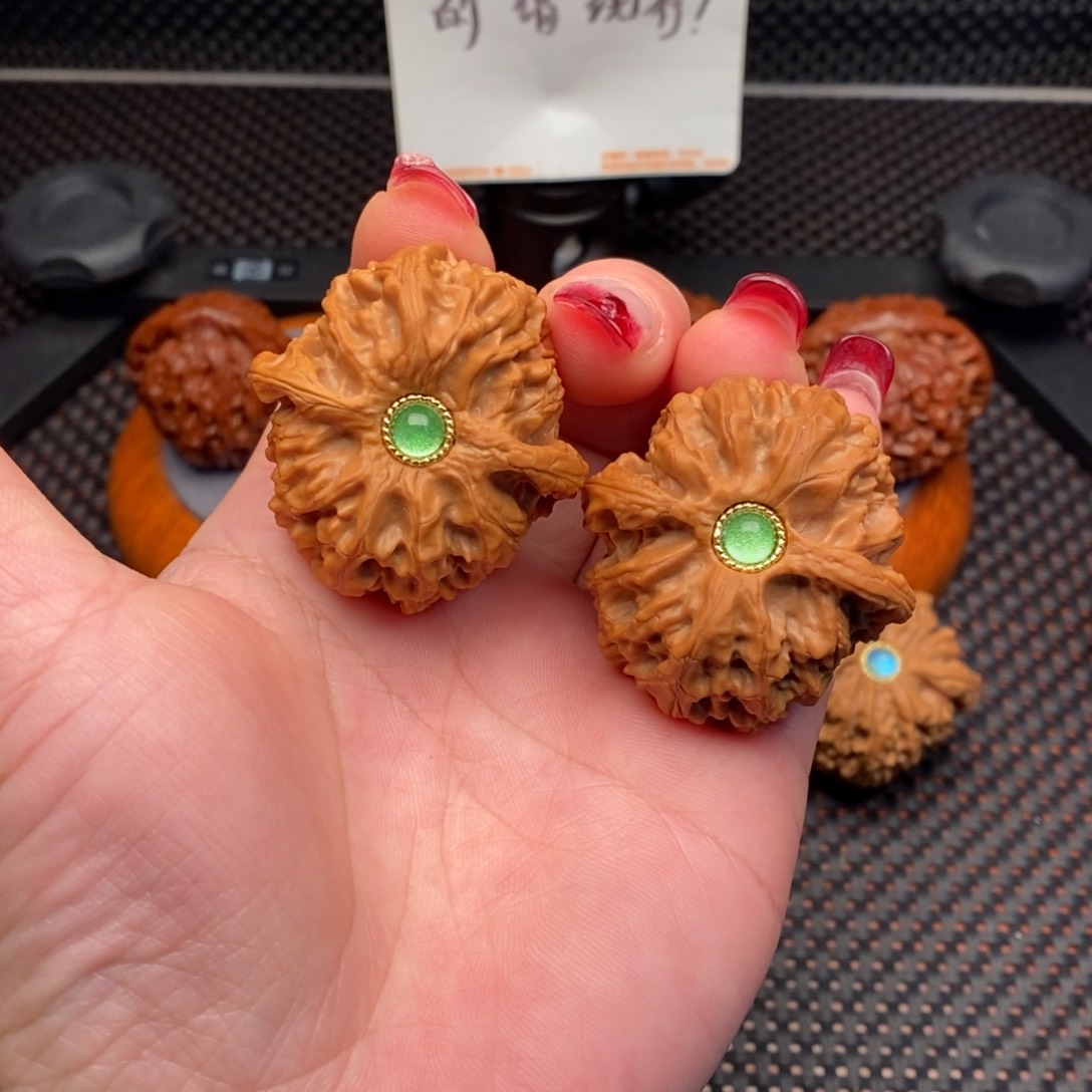 文玩核桃把件苹果园42边44肚