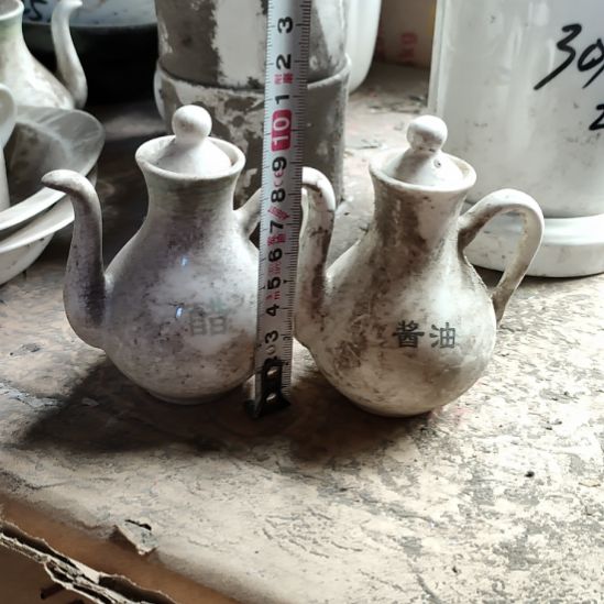 陶瓷出口陶瓷摆件醋壶两支