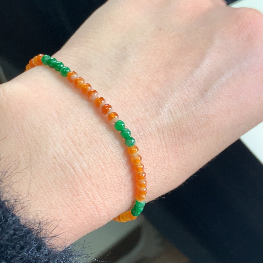 翡翠未镶嵌颈饰手串