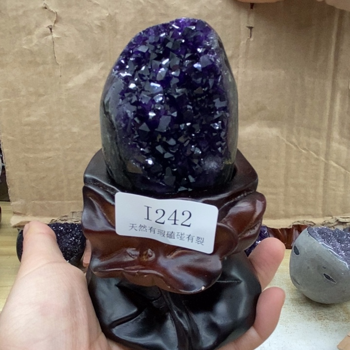 紫晶大型摆件（非配饰）未镶嵌
