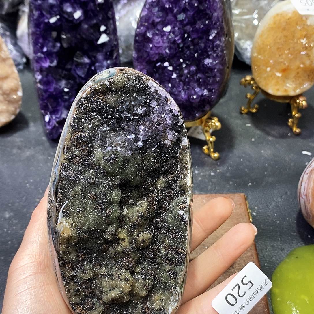 水晶大型摆件（非配饰）未镶嵌