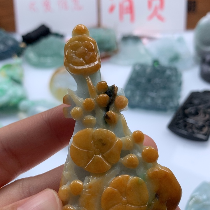 翡翠颈饰未镶嵌保真天然A货翡翠