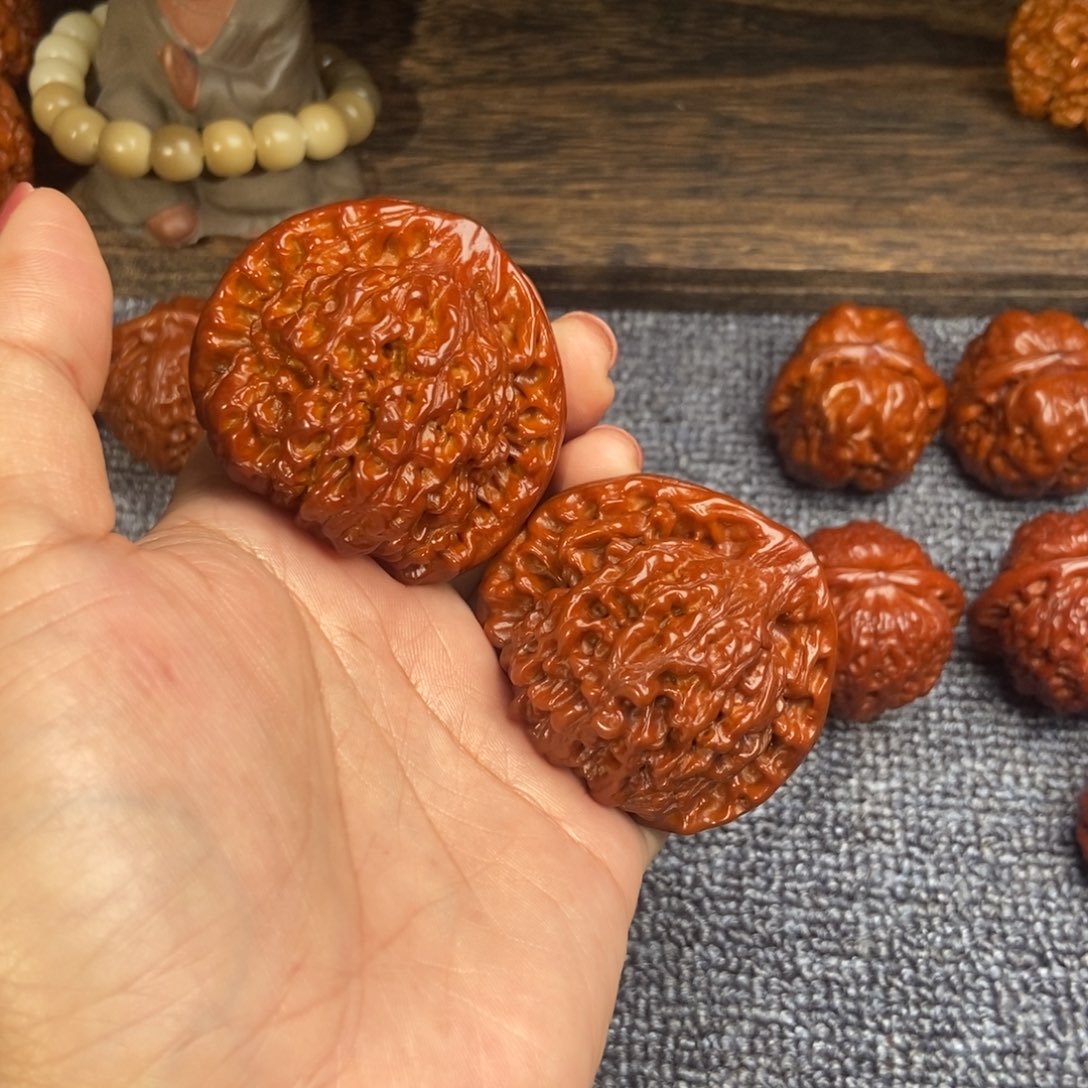 文玩核桃把件?***生官帽18