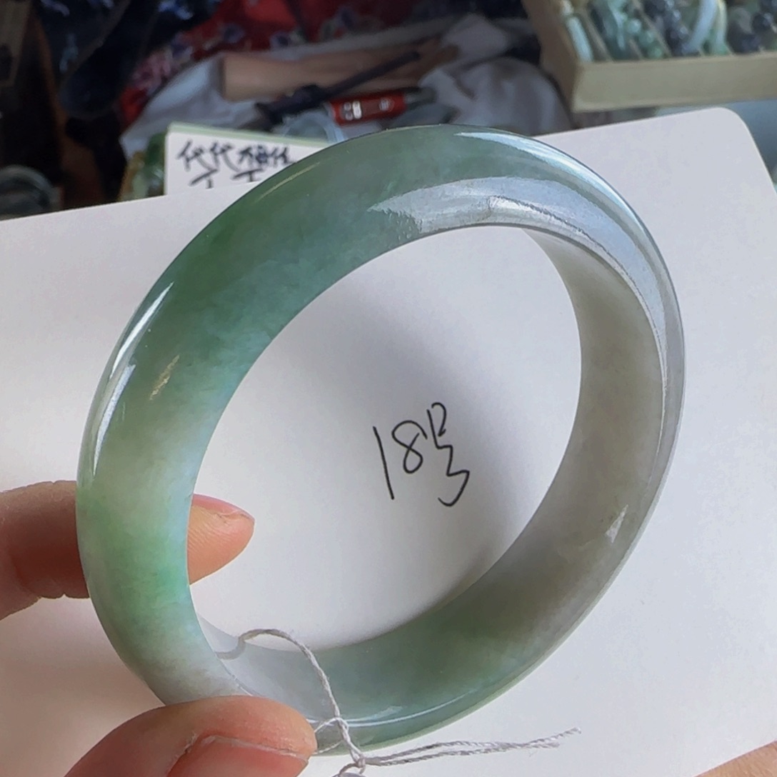 翡翠手镯未镶嵌老坑57圈