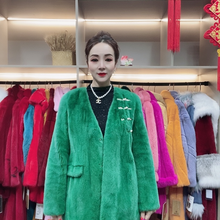 进口整版水貂皮大衣