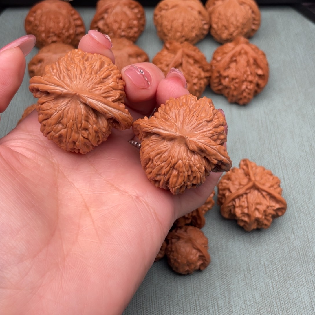 一***家文玩核桃把件全品四座楼42