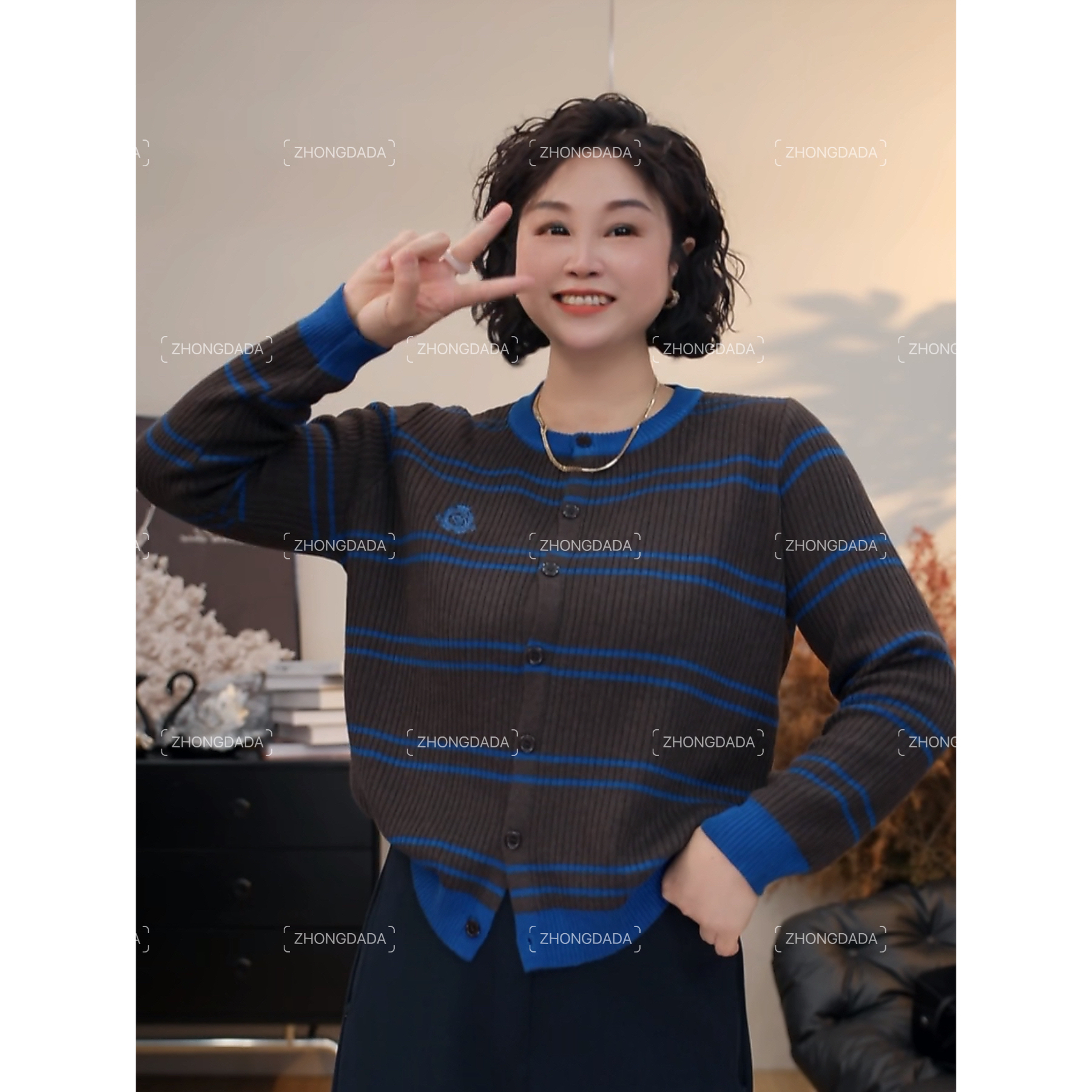 ZHONG大大【】圆领宽松条纹加厚毛衣开衫时尚秋冬外套女12125