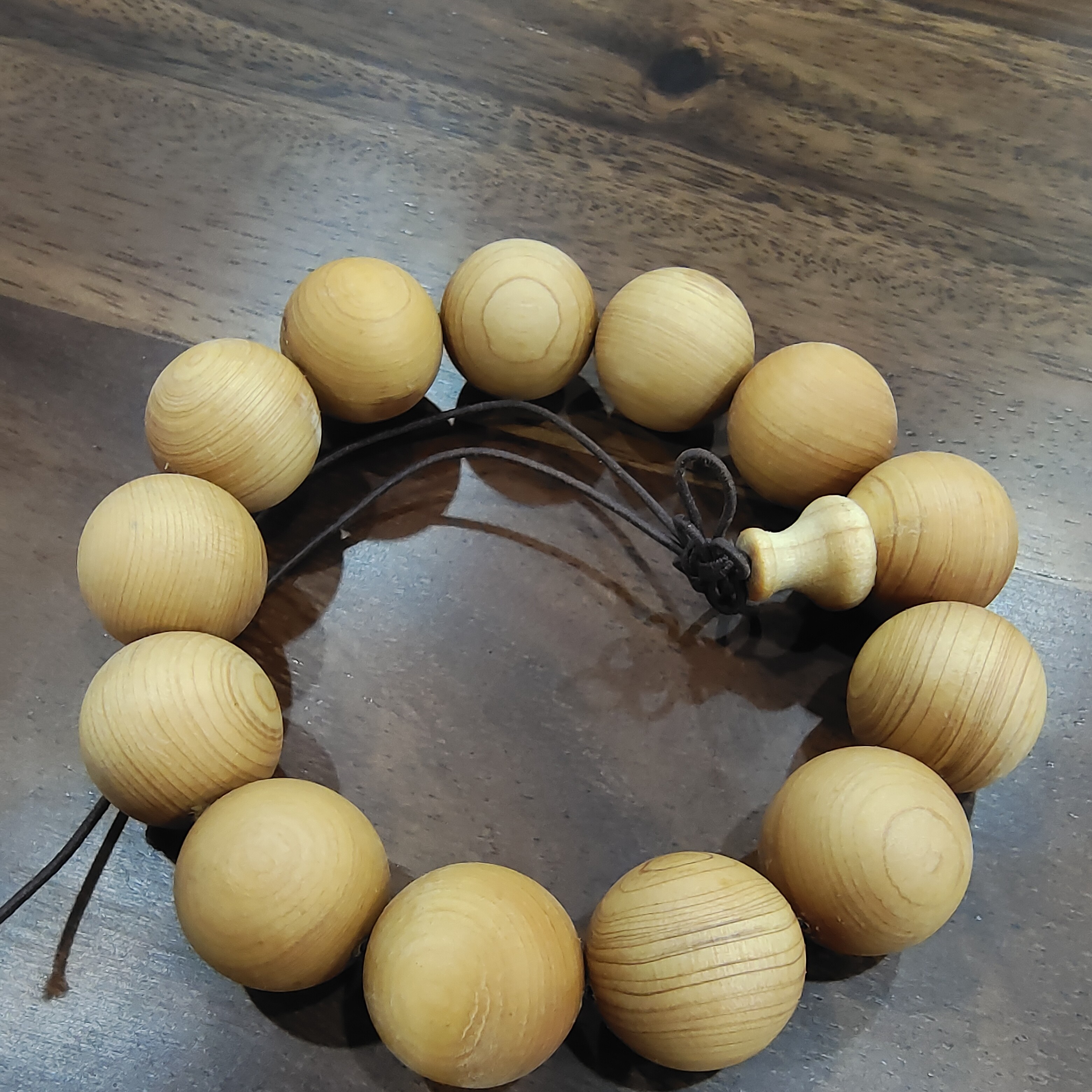 崖柏手串1.8尺寸男女通用款，要崖柏的要备注包邮福利价