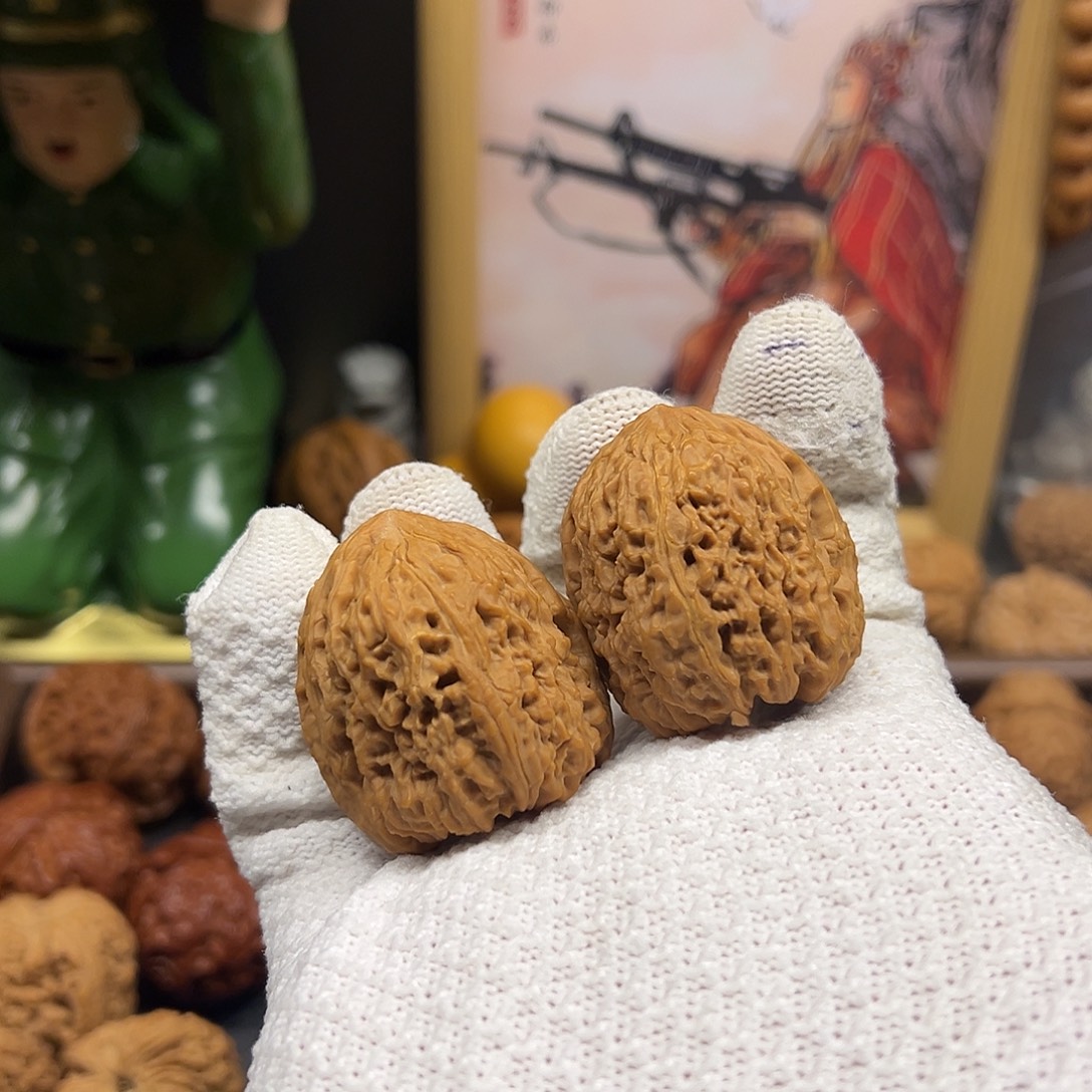 想***噗吊坠文玩核桃南疆