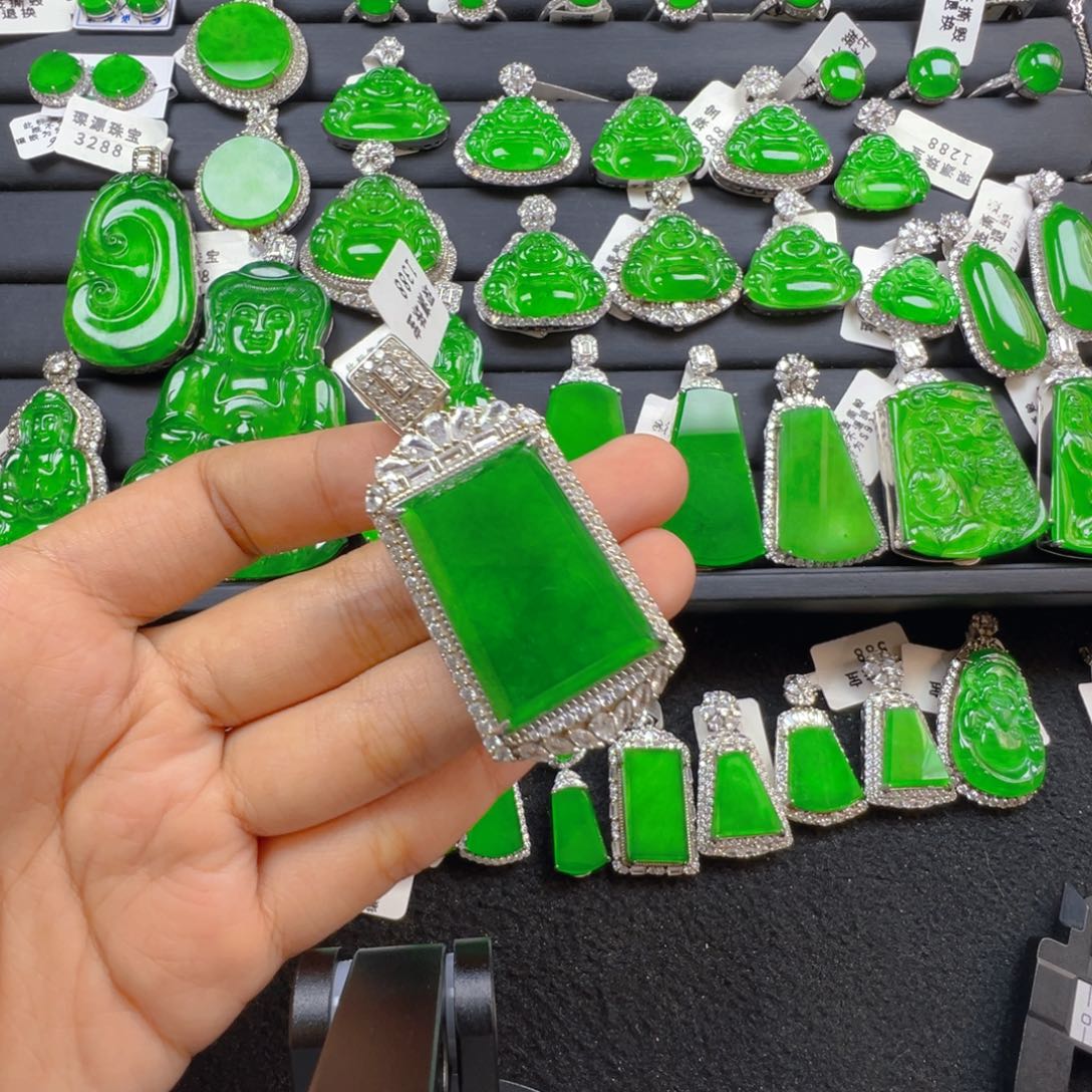 翡翠银S925镶嵌颈饰