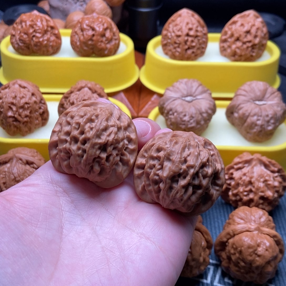 文玩核桃把件全品纯野生