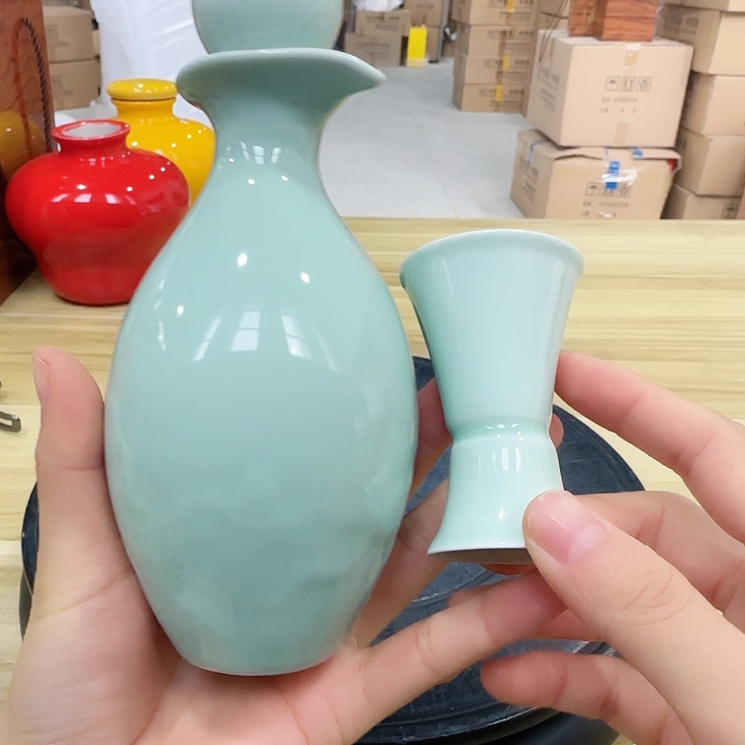 1个酒壶➕2个小酒杯
