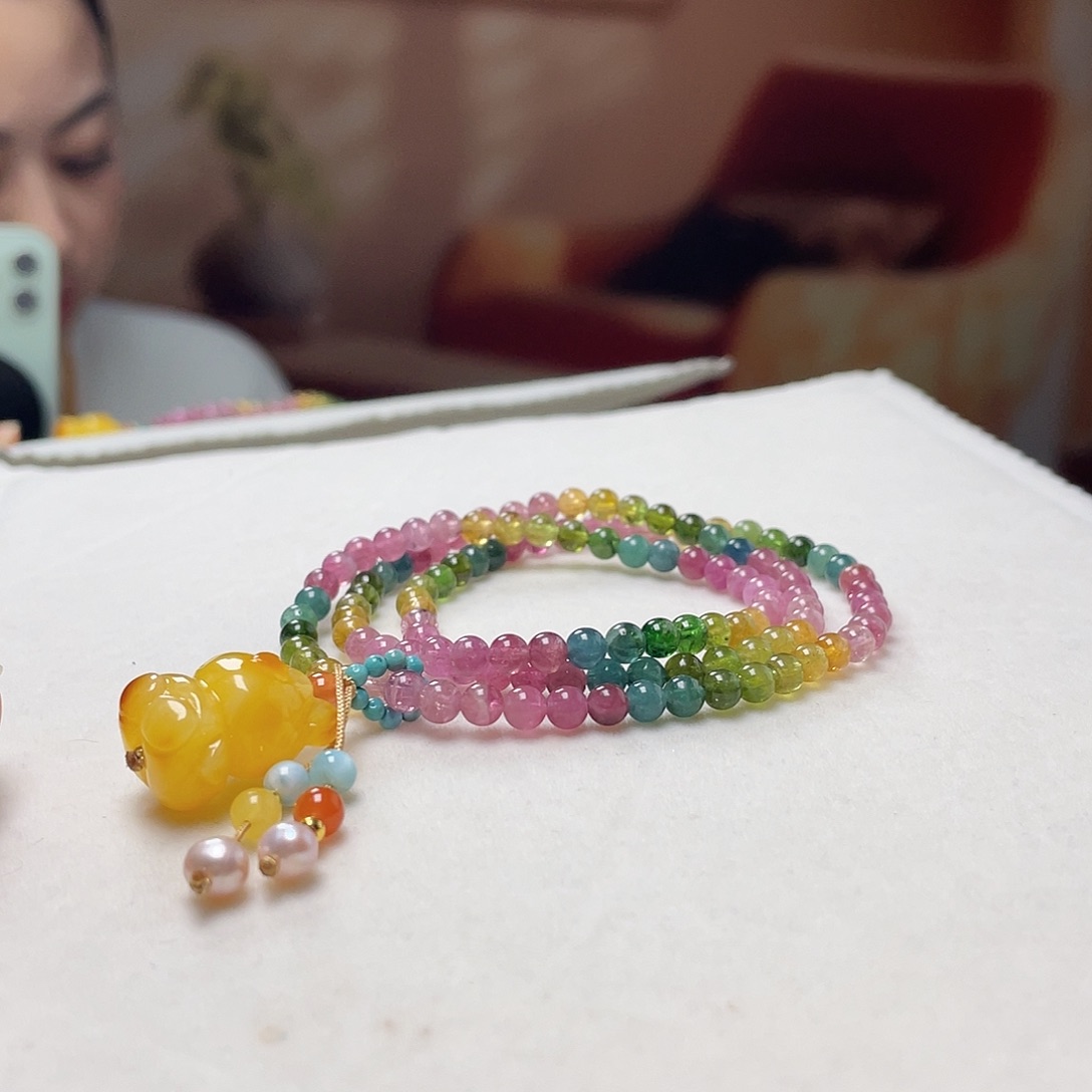 琥珀未镶嵌裸石手链