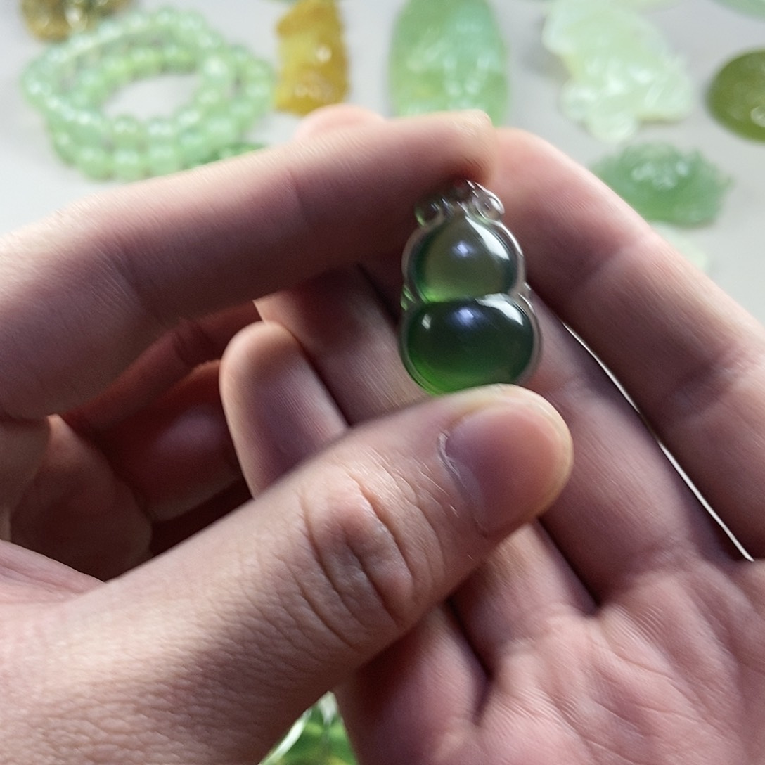 【闪购商品】蛇纹石玉岫玉未镶嵌