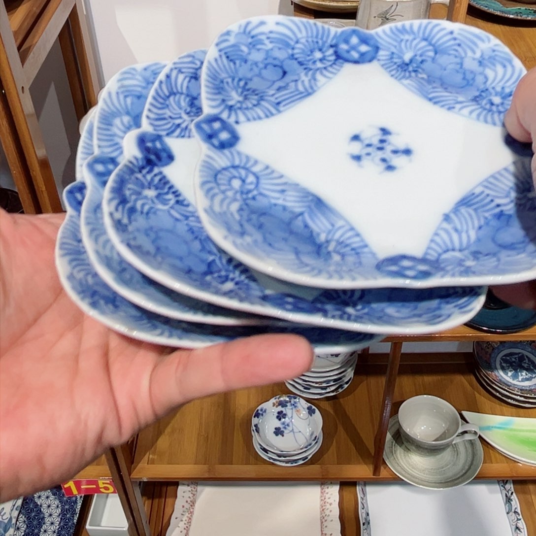 胖****姥老四外瓷满 28 米包邮