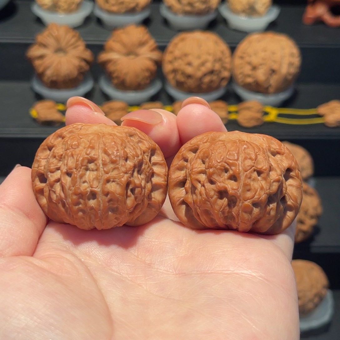 柚***血麒麟40精品，全品