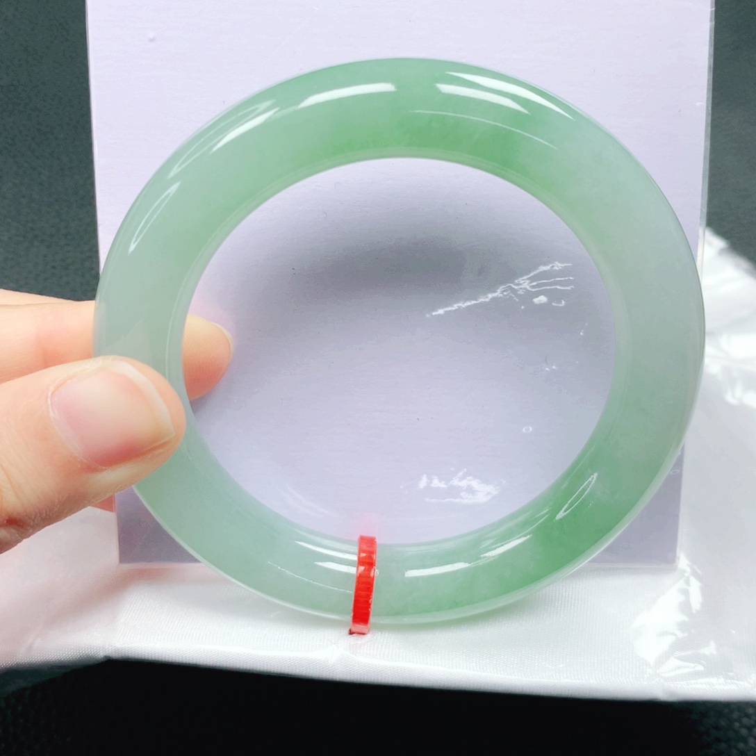 翡翠未镶嵌手镯54圈