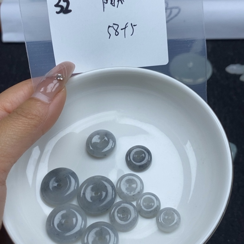 【闪购商品】翡翠颈饰未镶嵌?***事