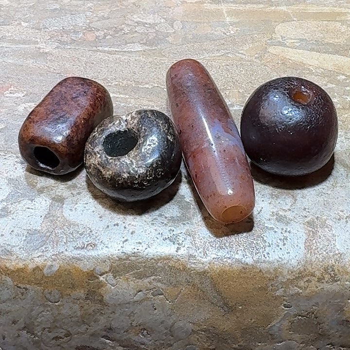 和田玉（糖玉）颈饰未镶嵌