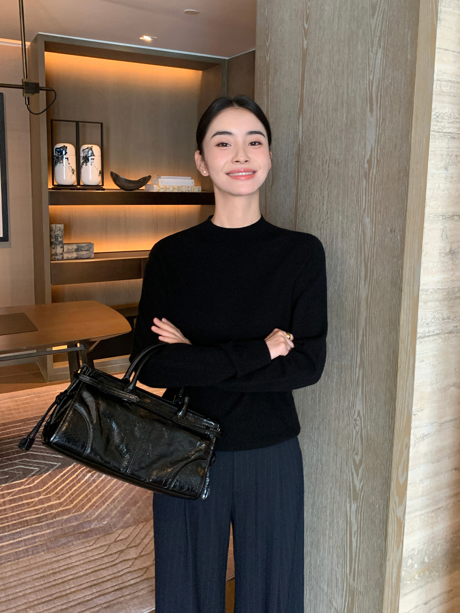 2025早春新款 经典百搭一线成衣纯羊毛V领百搭显瘦针织打底衫201