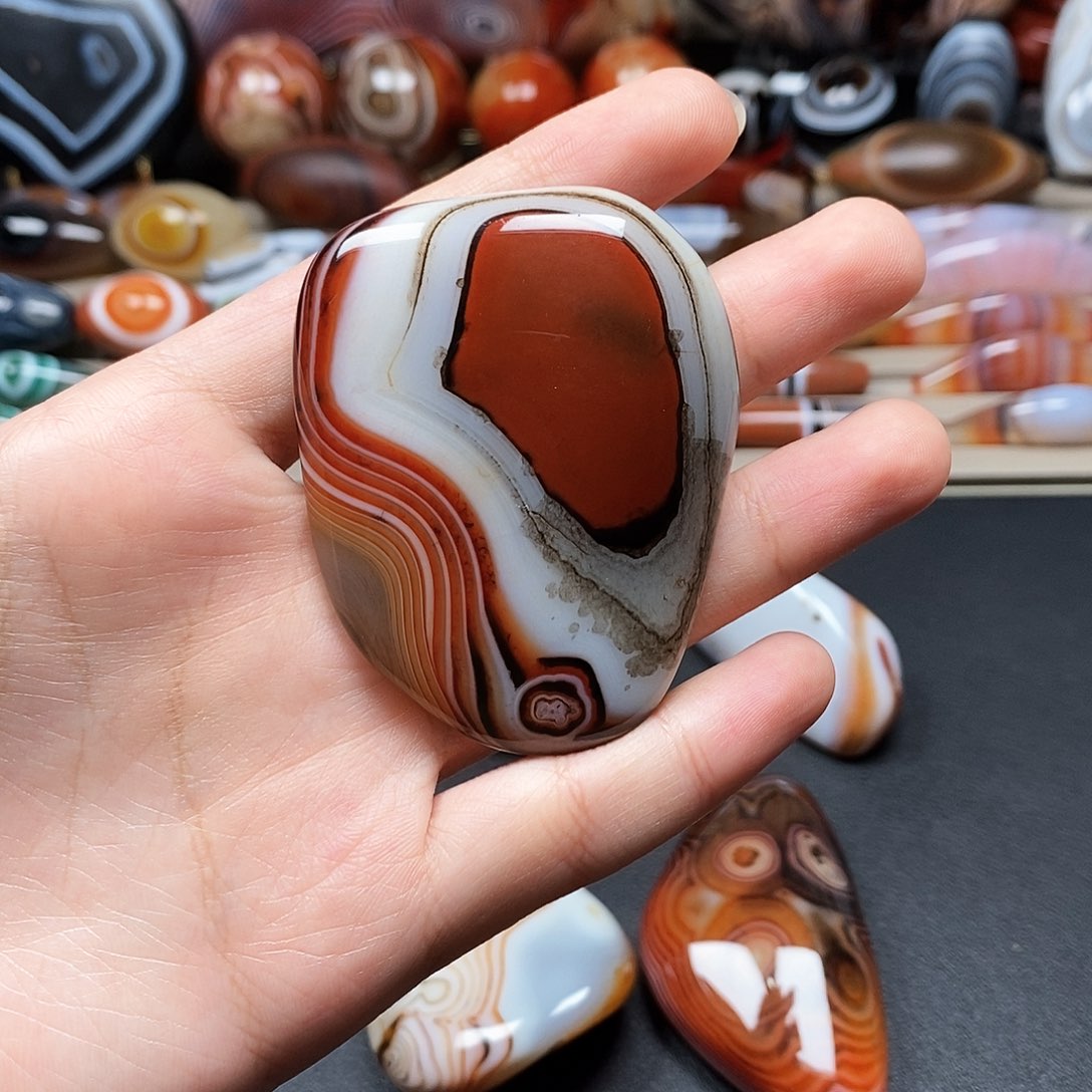 未镶嵌三毛玛瑙/玉髓悠*