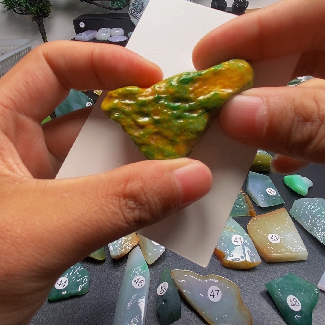 定制翡翠未镶嵌翡翠
