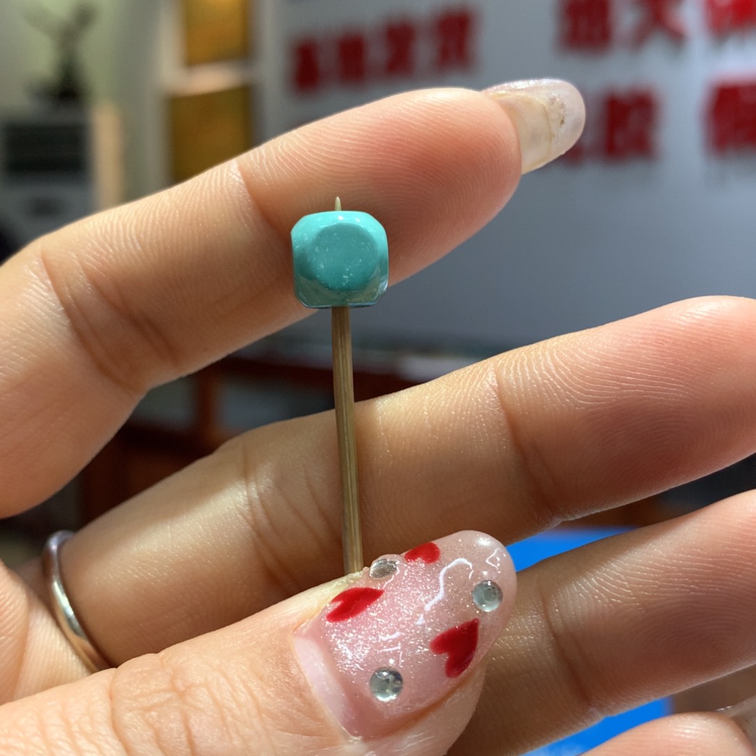 绿松石配饰未镶嵌