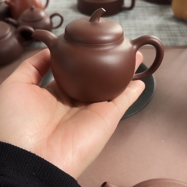 茶壶紫砂茄瓜………………