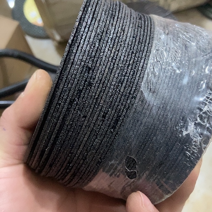 一盒切割片颜色随机