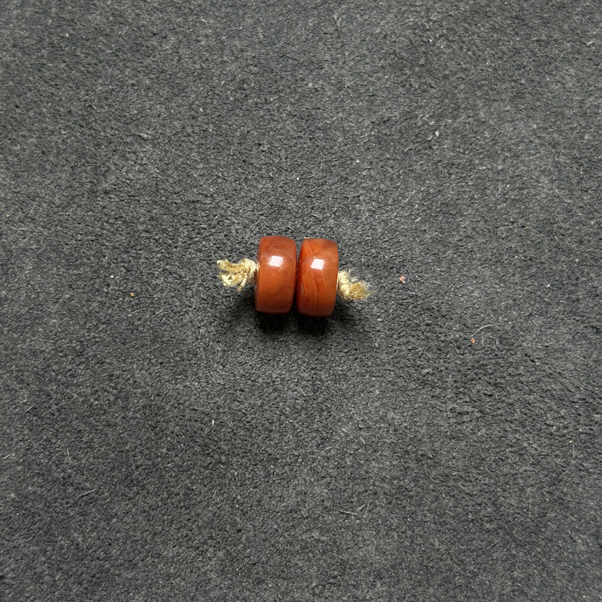 天然原矿南红后直切隔片多用款两片（多样性发货）