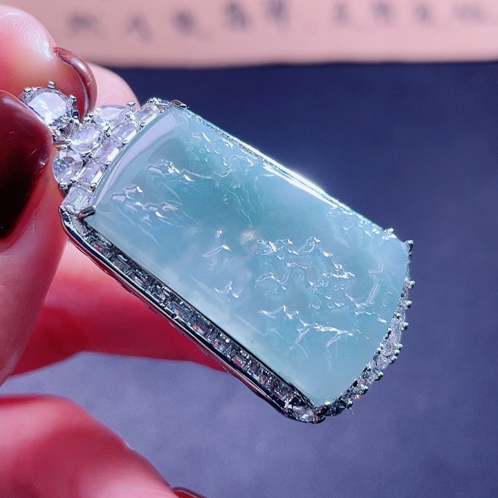 翡翠吊坠(不含链)未镶嵌