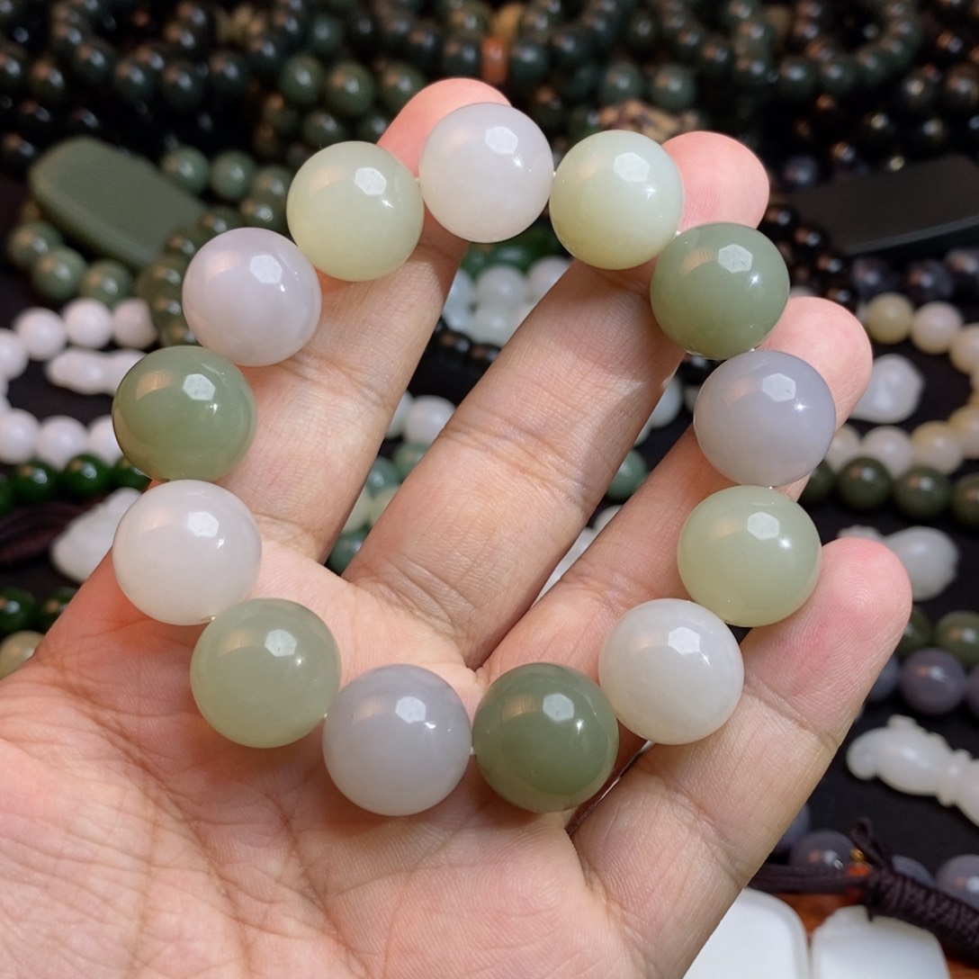 未镶嵌和田玉手串