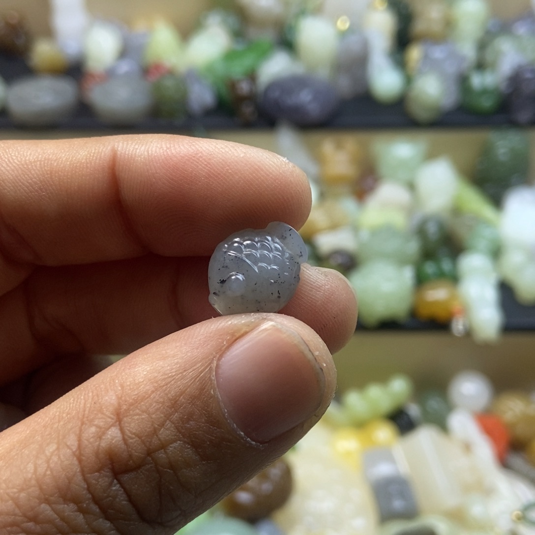 和田玉颈饰未镶嵌?**✨