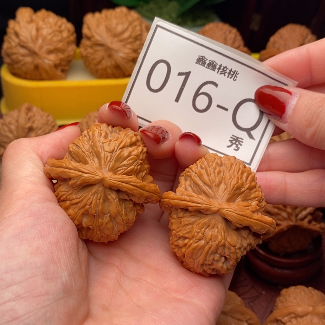 文玩核桃把件白狮41