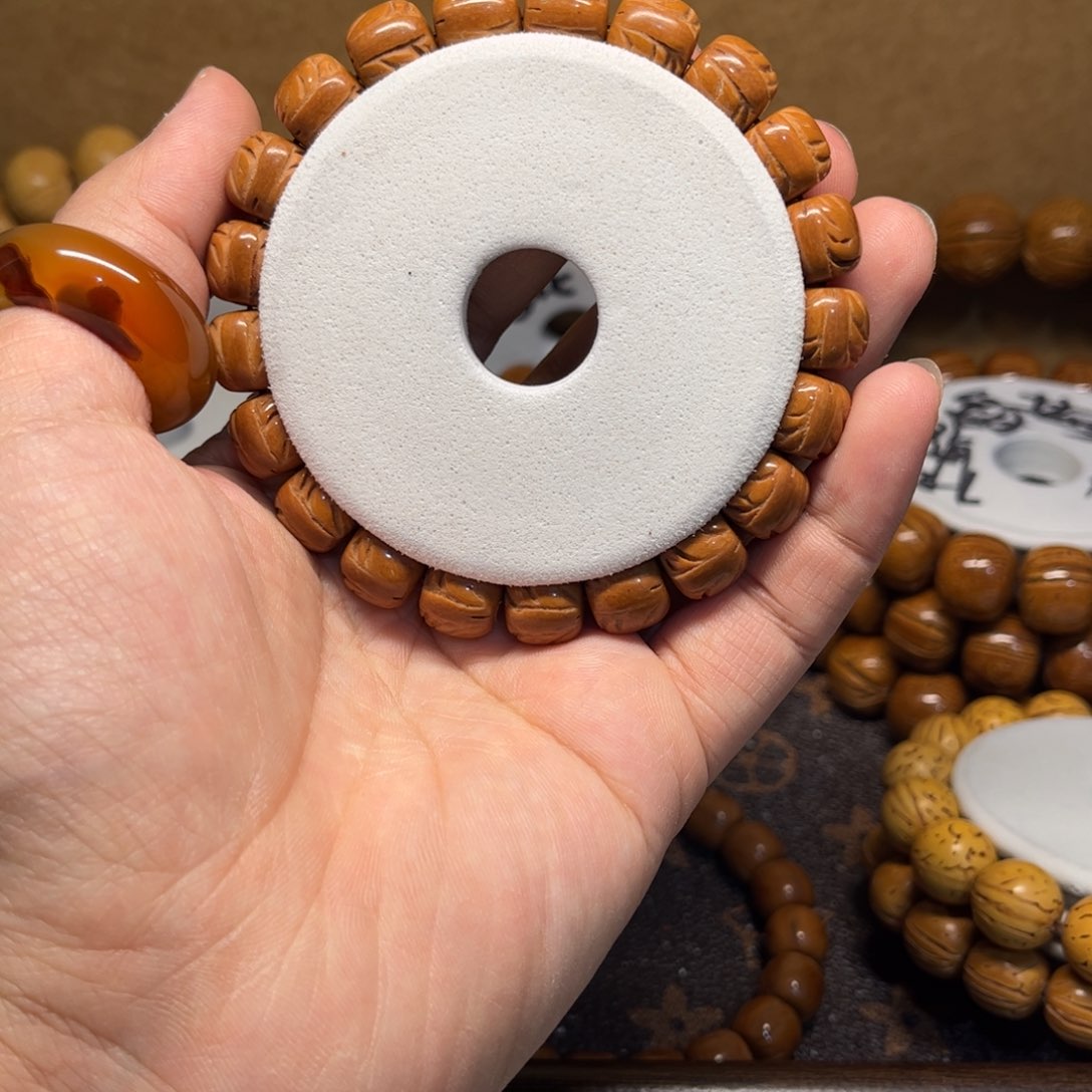 龙纹桃核，直切老型，尺寸11