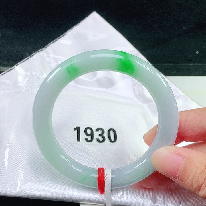 未镶嵌手镯翡翠翡翠手镯