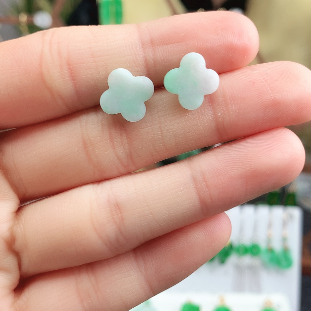 翡翠耳饰未镶嵌耳饰
