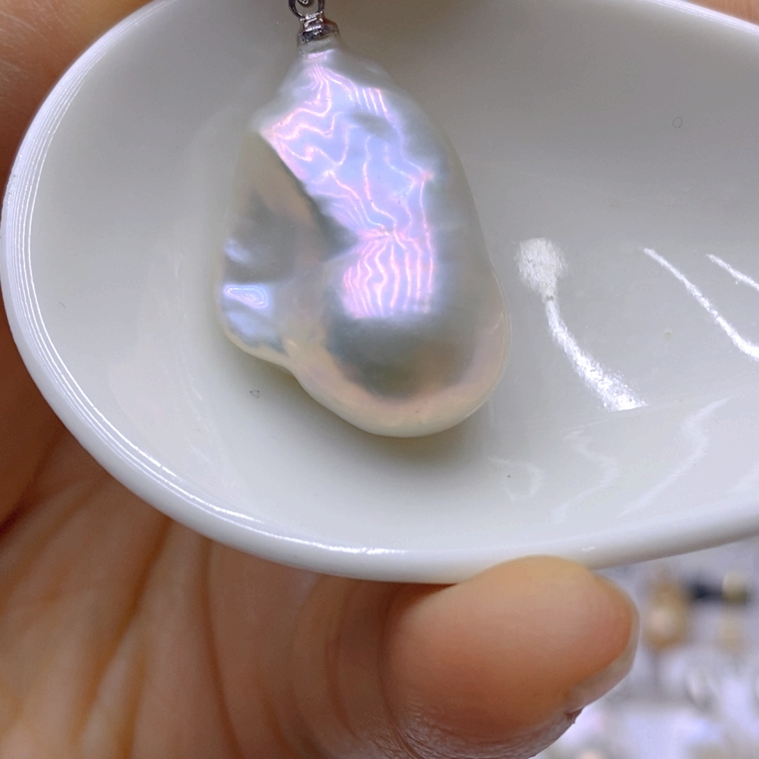 影***亮颈饰未镶嵌淡水珍珠