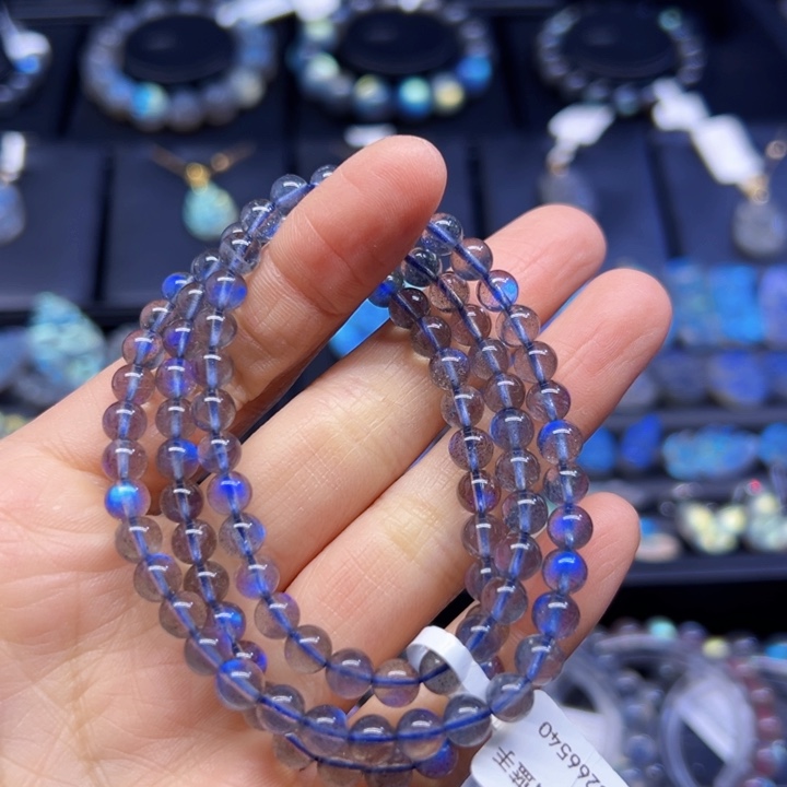 拉长石手串未镶嵌蓝**?6左右