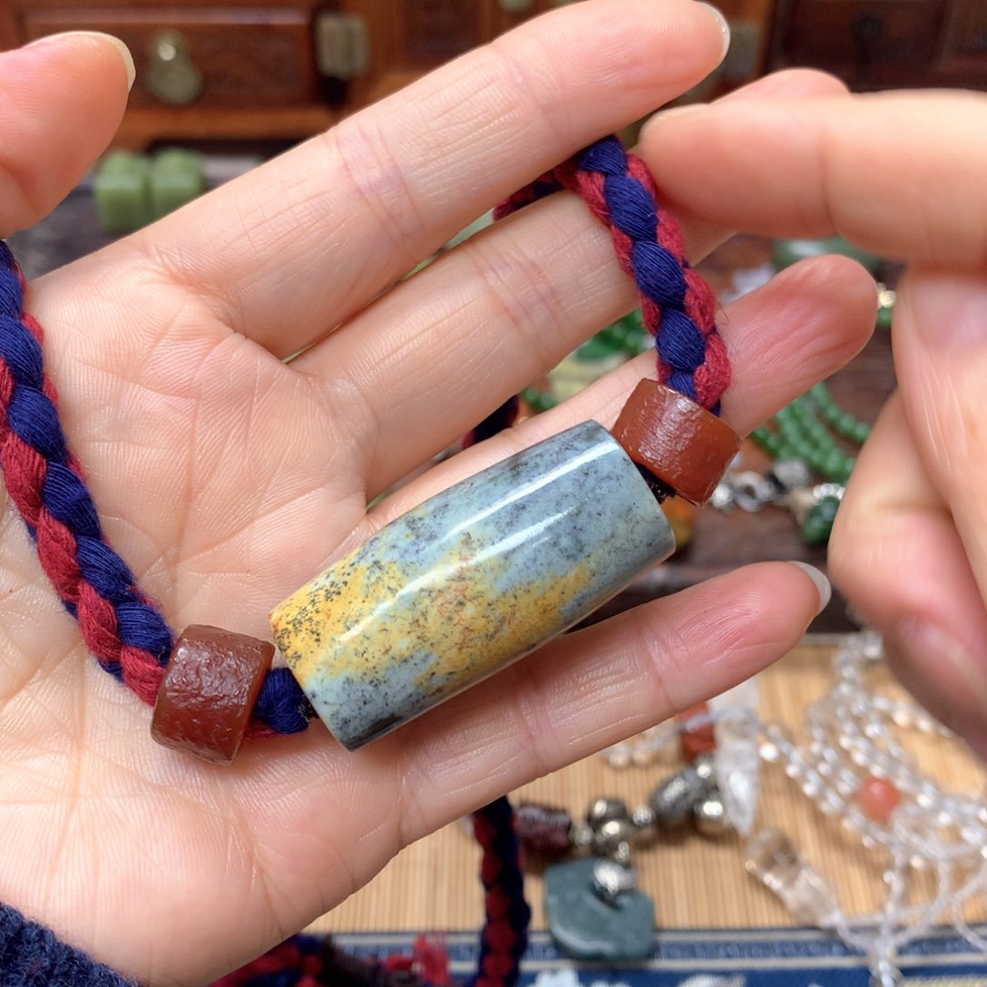 岫岩河磨玉（透闪石质玉）挂件未镶嵌