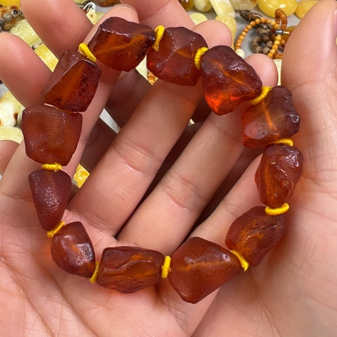 蜜蜡裸石未镶嵌琥珀