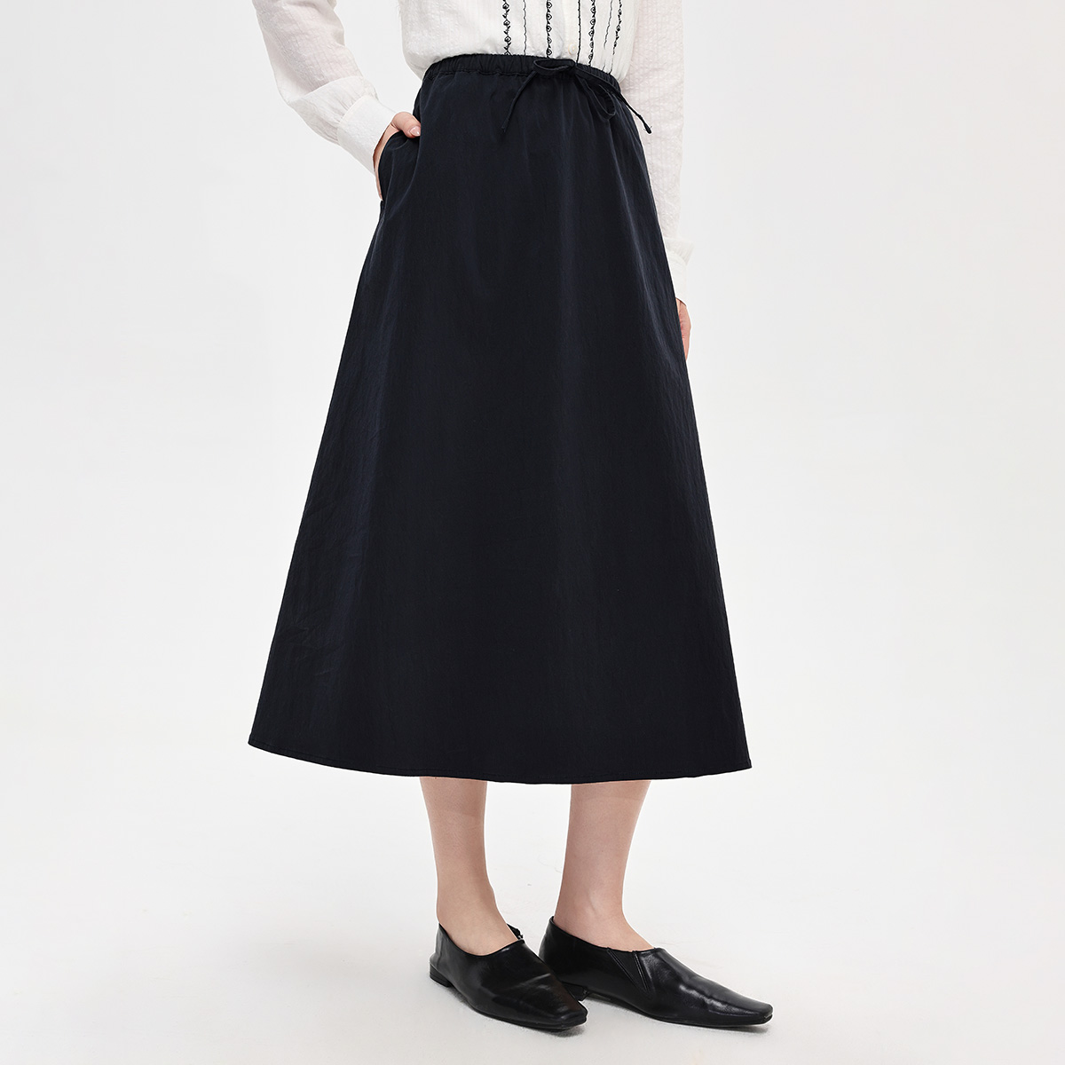 【年货节提前购】茵曼26春季通勤简约半截裙松紧腰高腰显瘦A字中长