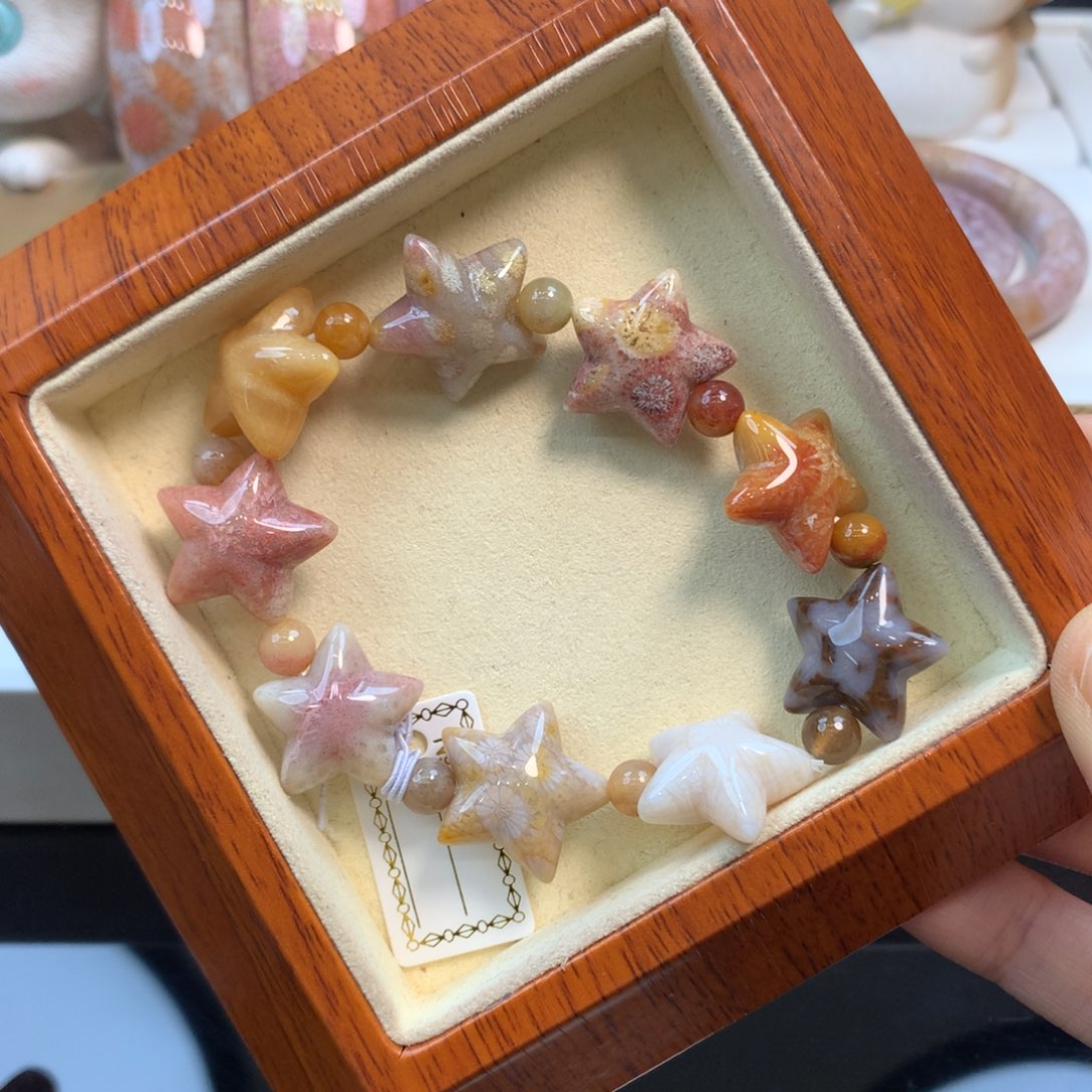 硅化珊瑚（珊瑚玉）手串未镶嵌