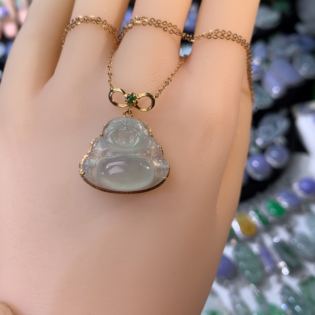 翡翠18K金镶嵌吊坠(赠链)