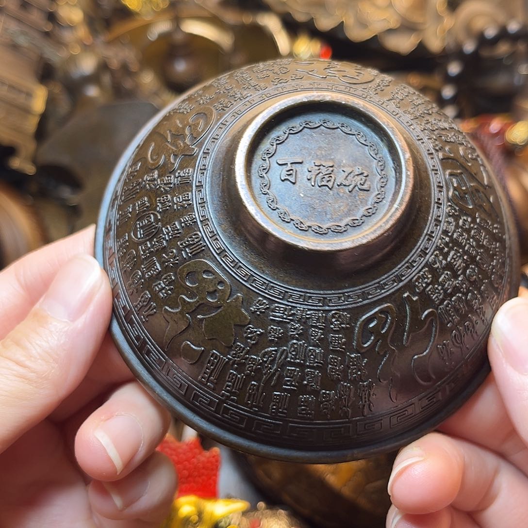 精美铜器工艺品等