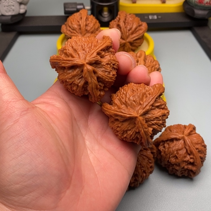 土***渣吊坠文玩核桃42尺寸白狮子微修