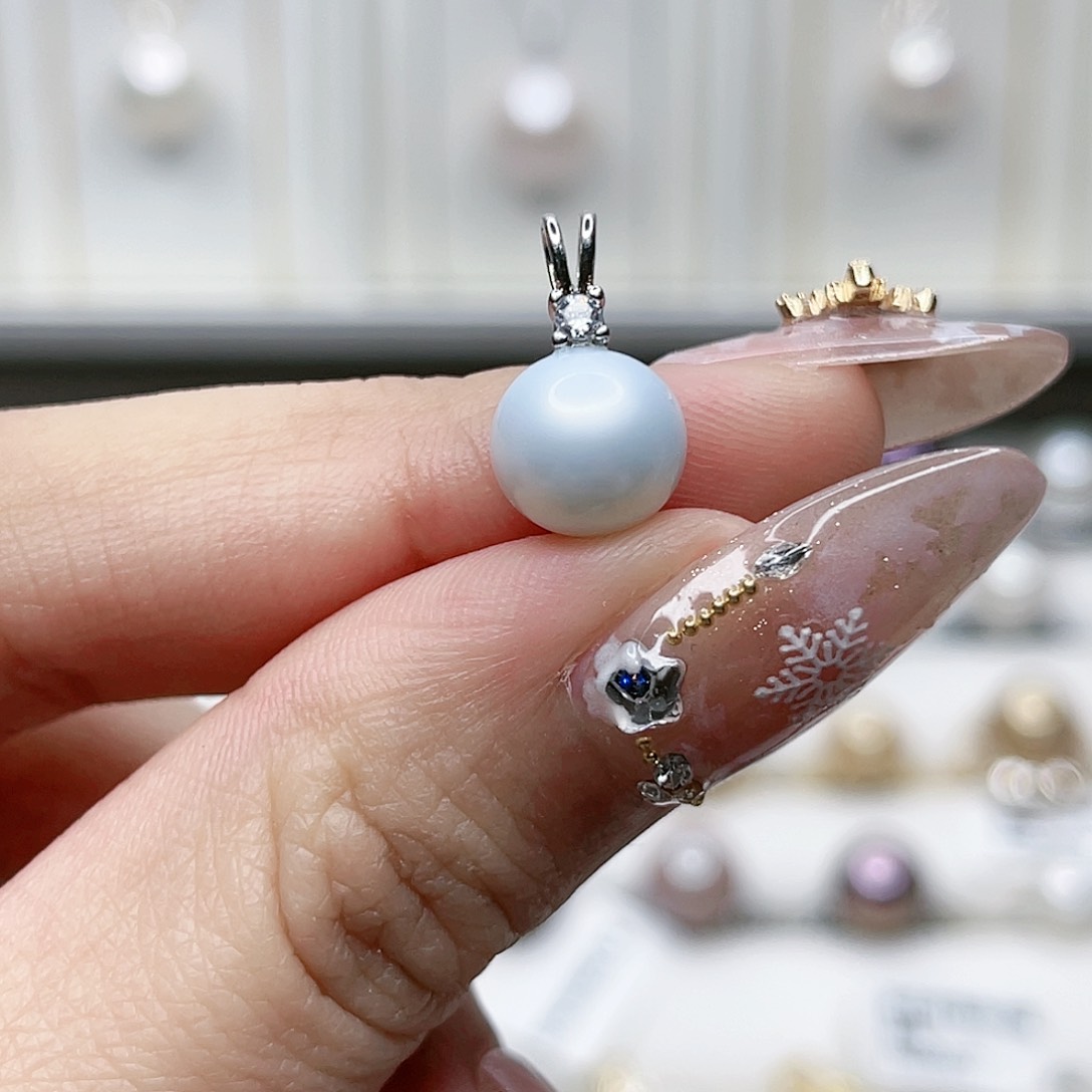 淡水珍珠吊坠(赠链)未镶嵌