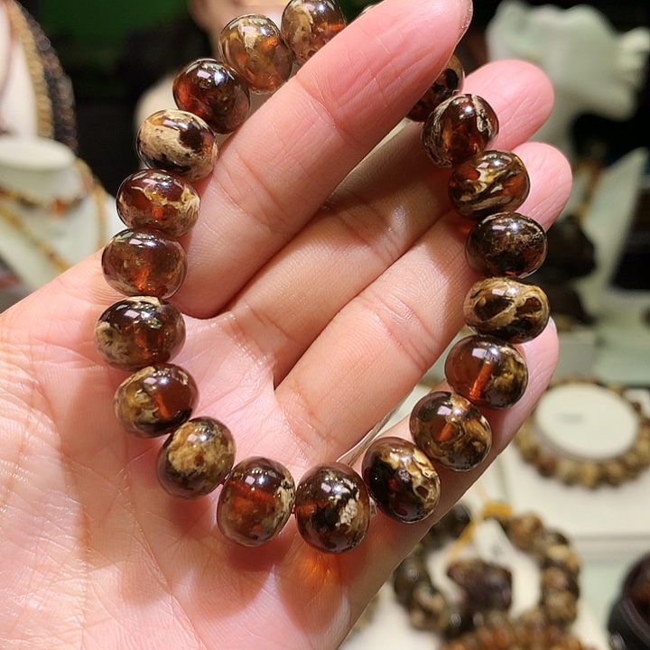 琥珀裸石未镶嵌榴*蜜